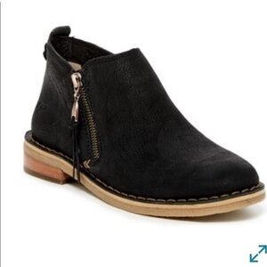 UGG Clementine Leather Ankle boots Blk
